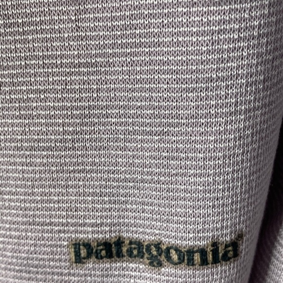 Patagonia long sleeve see description for size - Picture 3 of 6